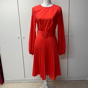 NWOT SHEIN DRESS with belt size M